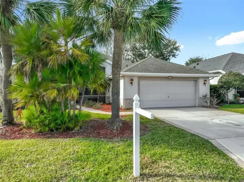 5685 Gulf Stream Street Tavares FL 32778