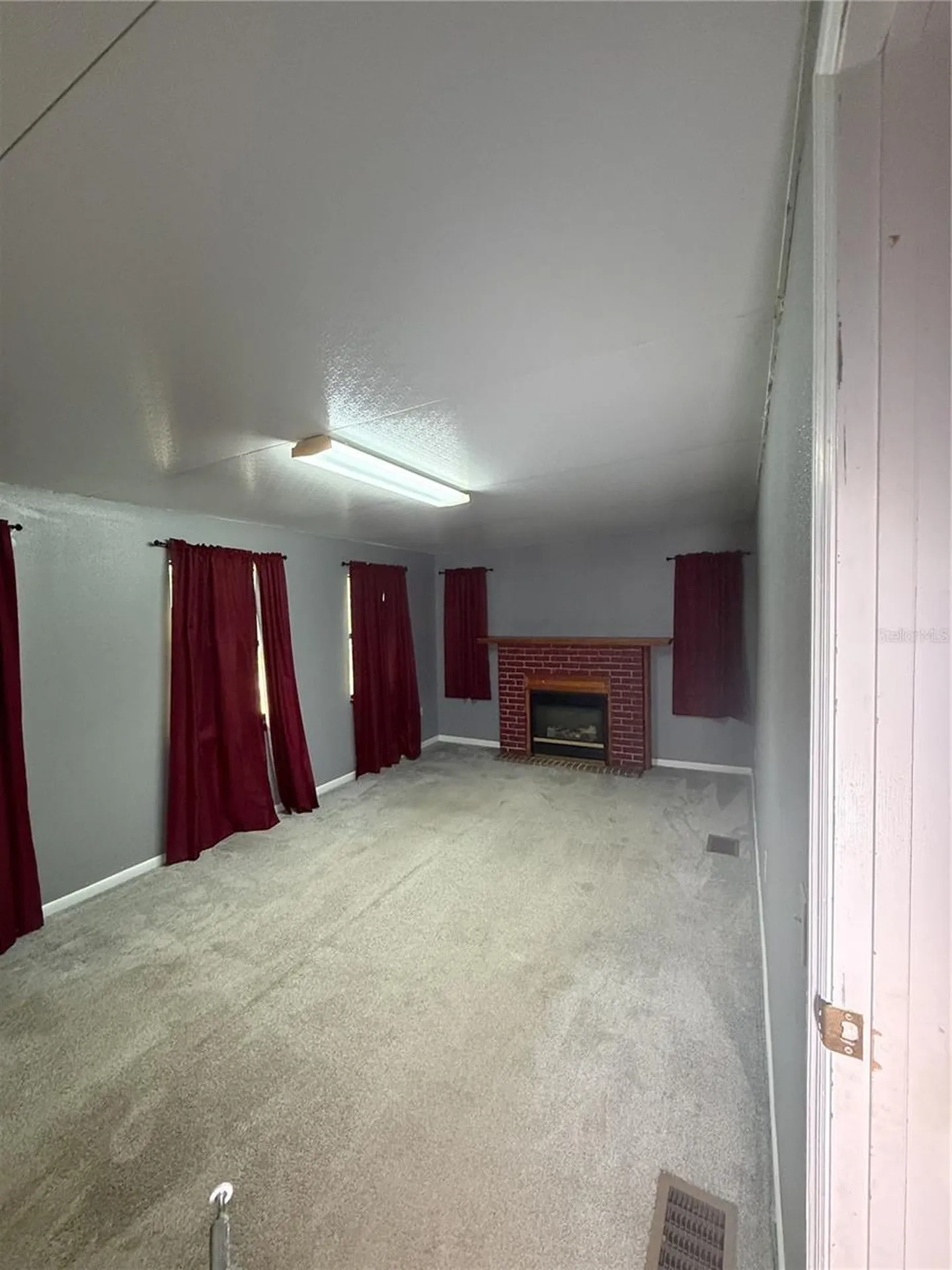 9374 Cr 657 Bushnell FL 33513