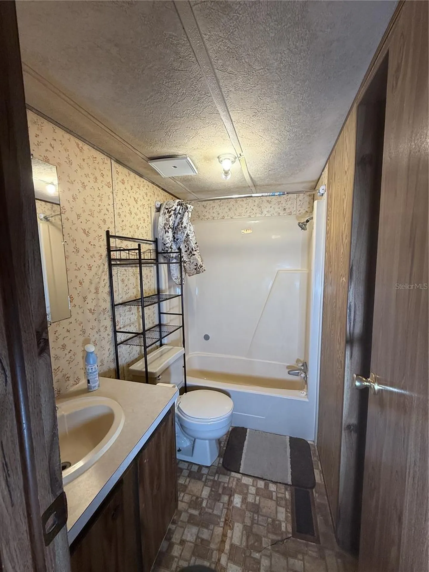 9374 Cr 657 Bushnell FL 33513