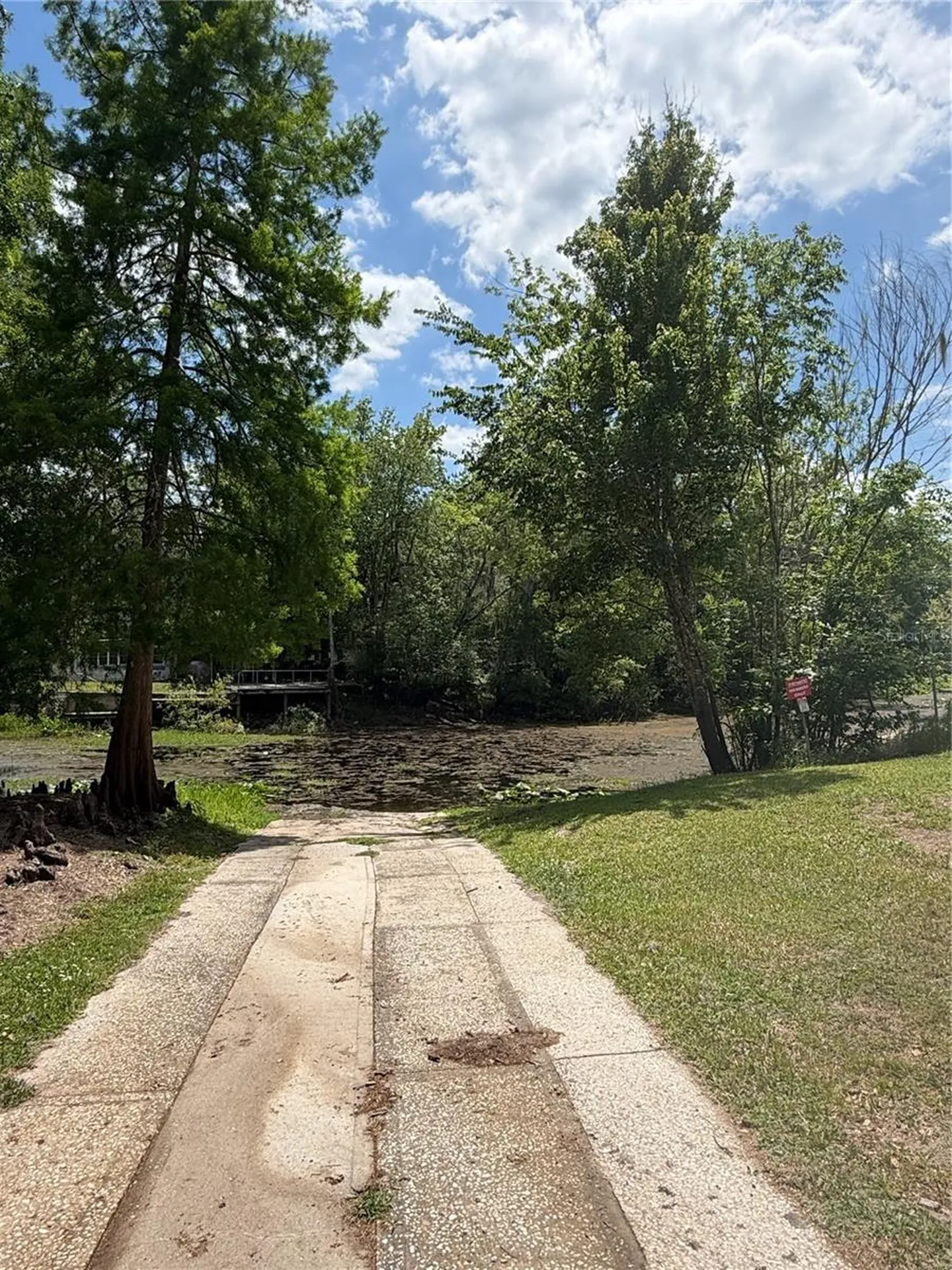 9374 Cr 657 Bushnell FL 33513