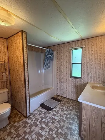 9374 Cr 657 Bushnell FL 33513