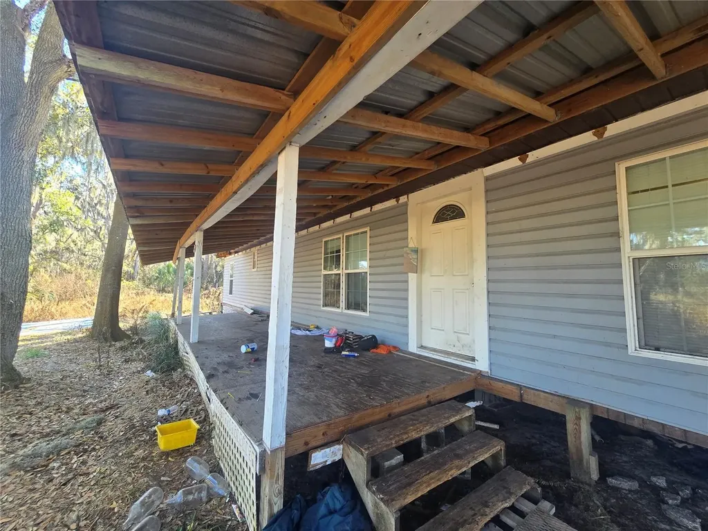 1823 Welcome Road Lithia FL 33547