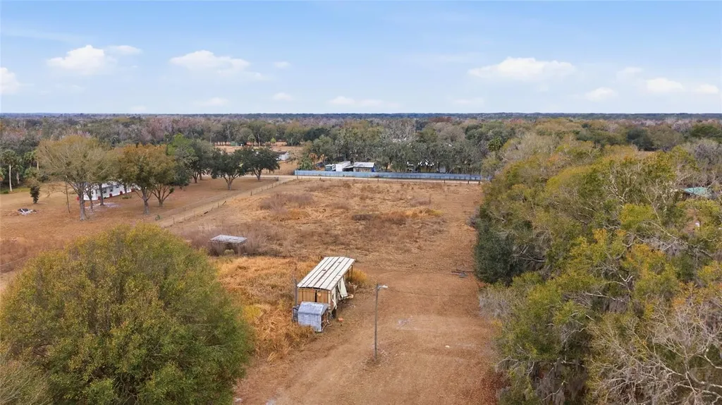 1823 Welcome Road Lithia FL 33547