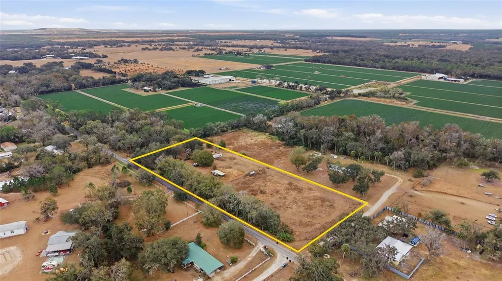 1823 Welcome Road Lithia FL 33547