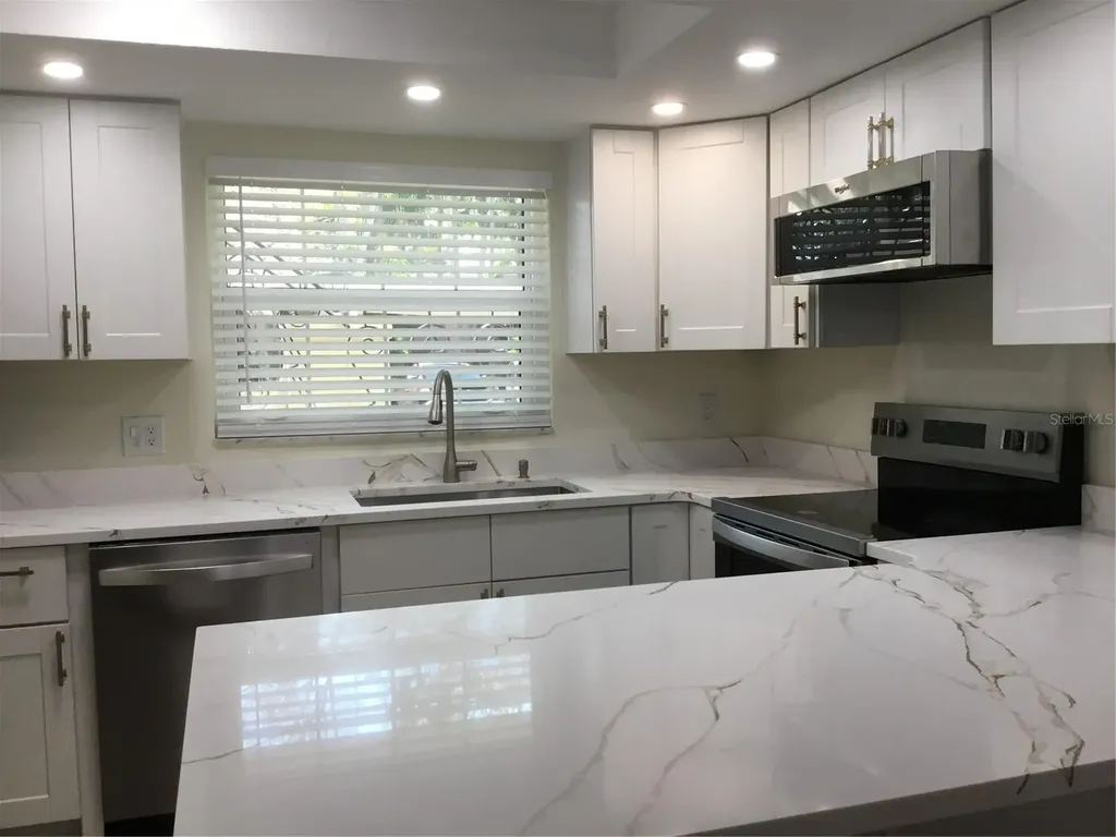 44 Country Club Drive Largo FL 33771