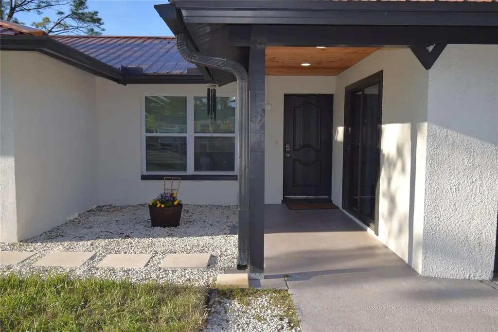 12931 82nd Avenue N Seminole FL 33776