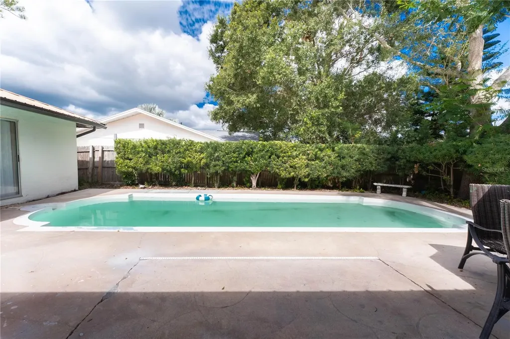 12931 82nd Avenue N Seminole FL 33776