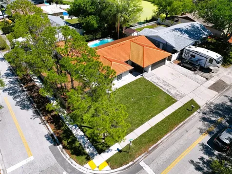 12931 82nd Avenue N Seminole FL 33776