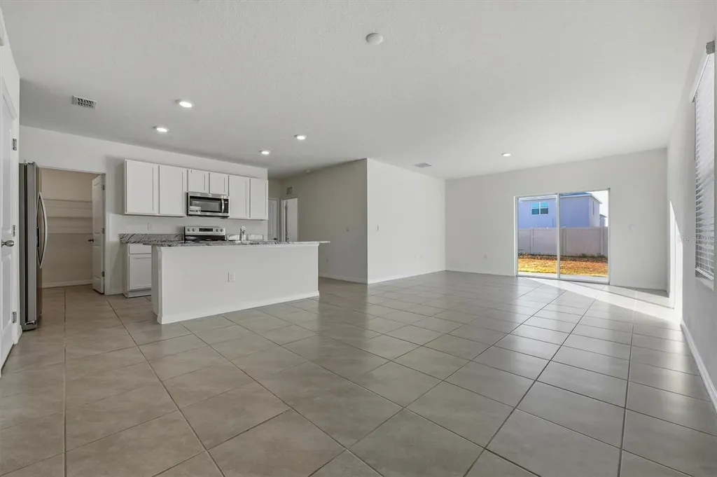 5764 Hollingworth Trail Wesley Chapel FL 33545