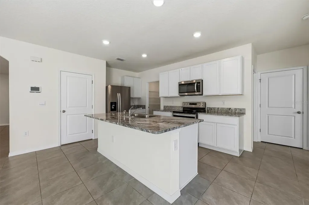 5764 Hollingworth Trail Wesley Chapel FL 33545