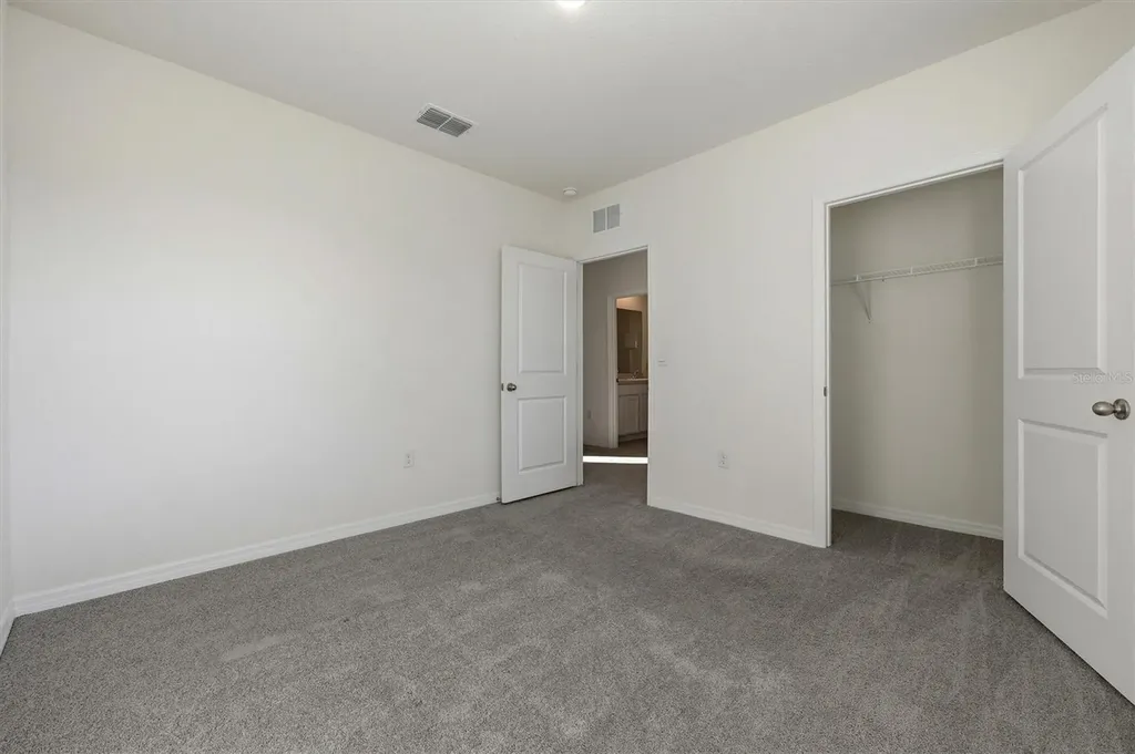 5764 Hollingworth Trail Wesley Chapel FL 33545