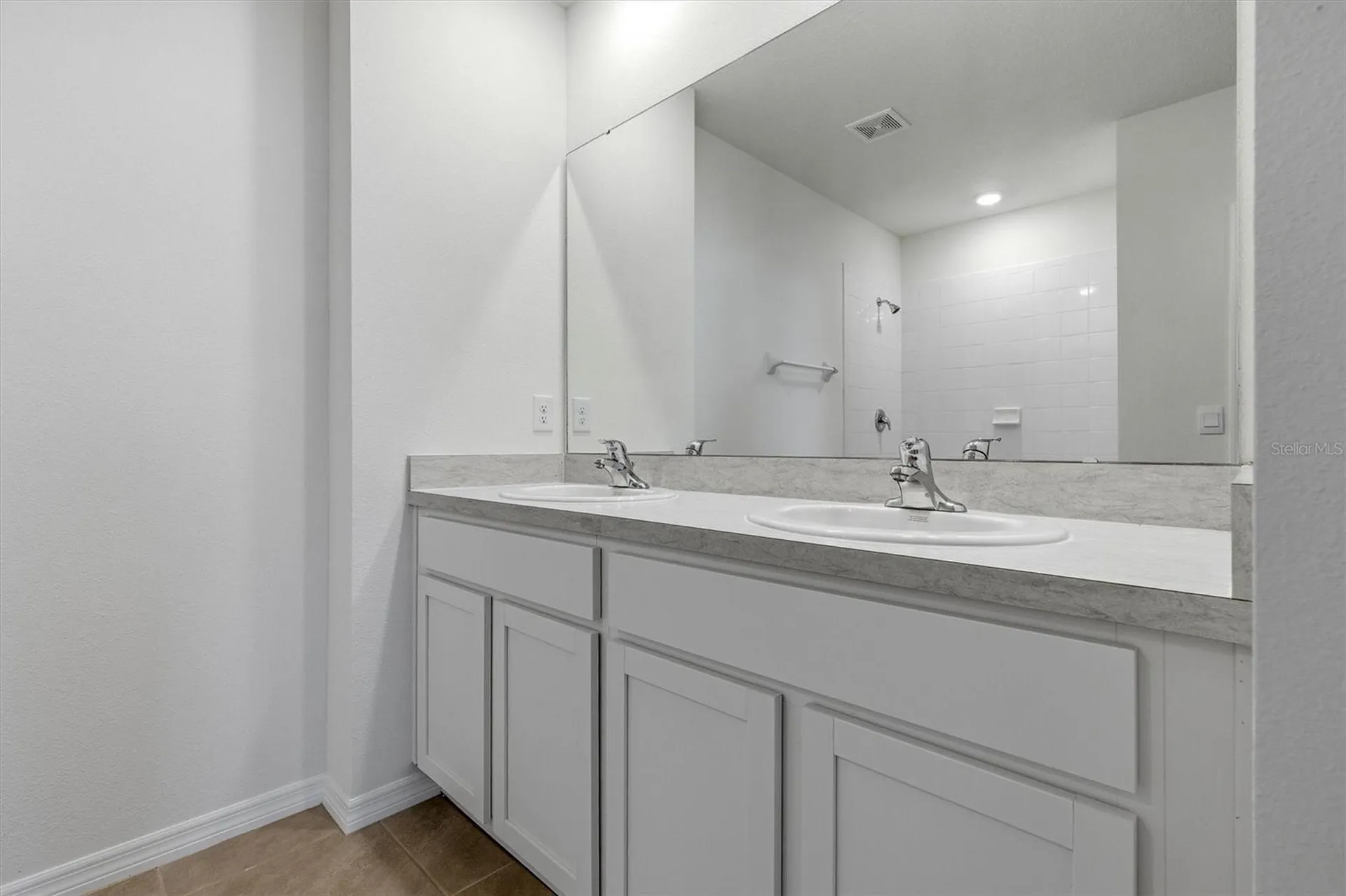 5764 Hollingworth Trail Wesley Chapel FL 33545