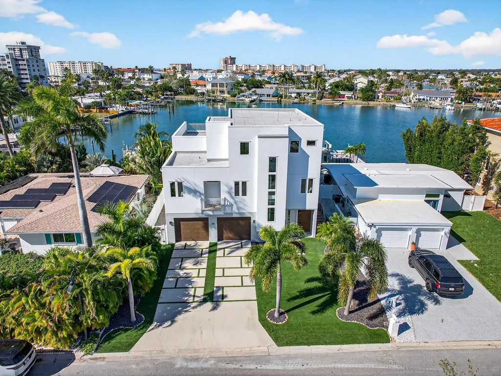 208 171st Avenue E North Redington Beach FL 33708