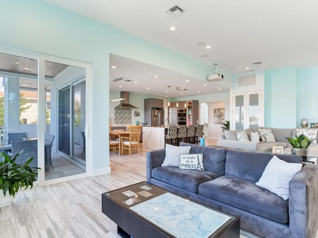 208 171st Avenue E North Redington Beach FL 33708