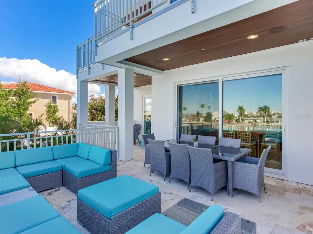 208 171st Avenue E North Redington Beach FL 33708