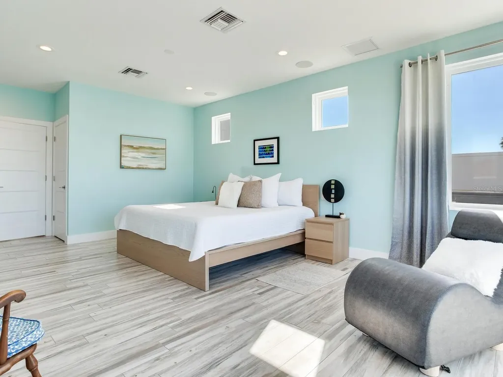 208 171st Avenue E North Redington Beach FL 33708
