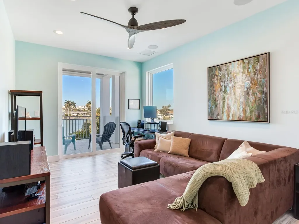 208 171st Avenue E North Redington Beach FL 33708