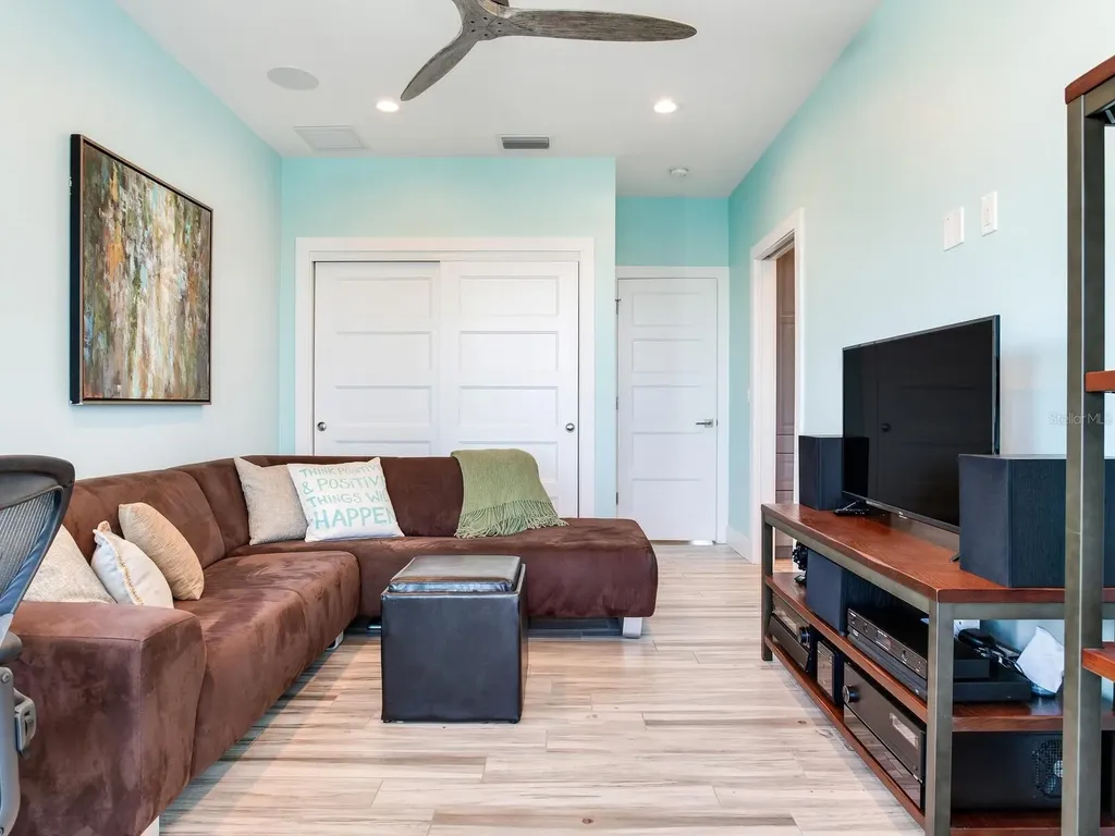 208 171st Avenue E North Redington Beach FL 33708