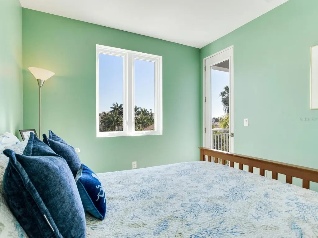 208 171st Avenue E North Redington Beach FL 33708