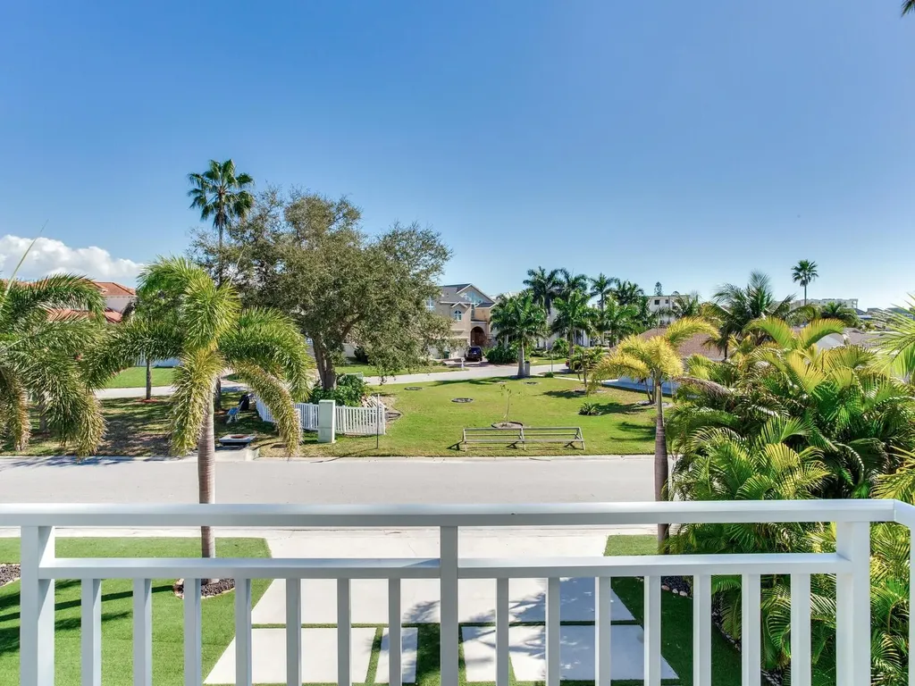 208 171st Avenue E North Redington Beach FL 33708