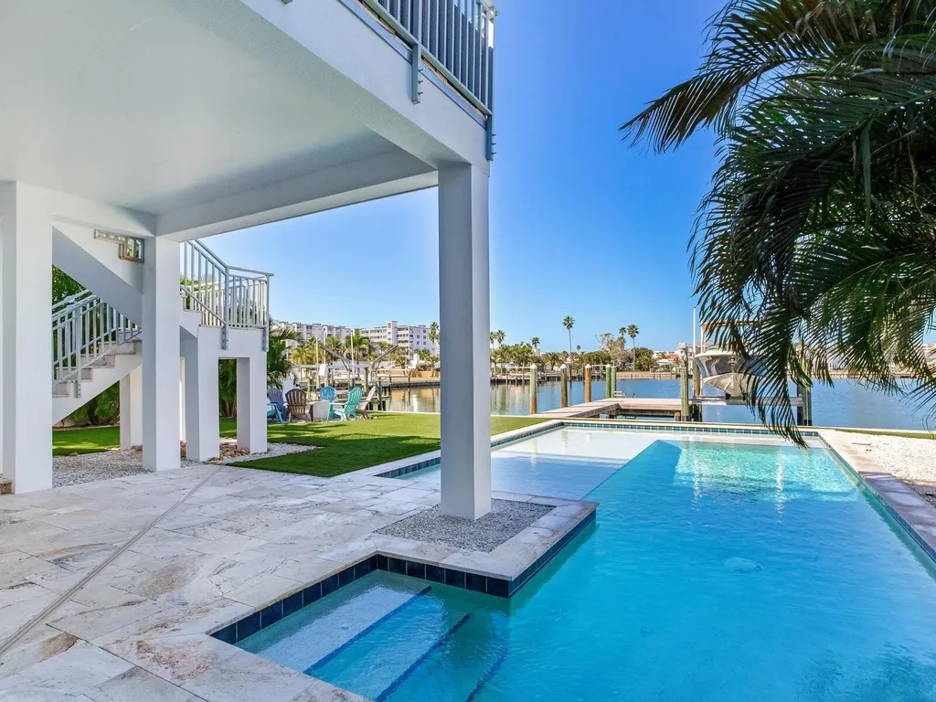 208 171st Avenue E North Redington Beach FL 33708