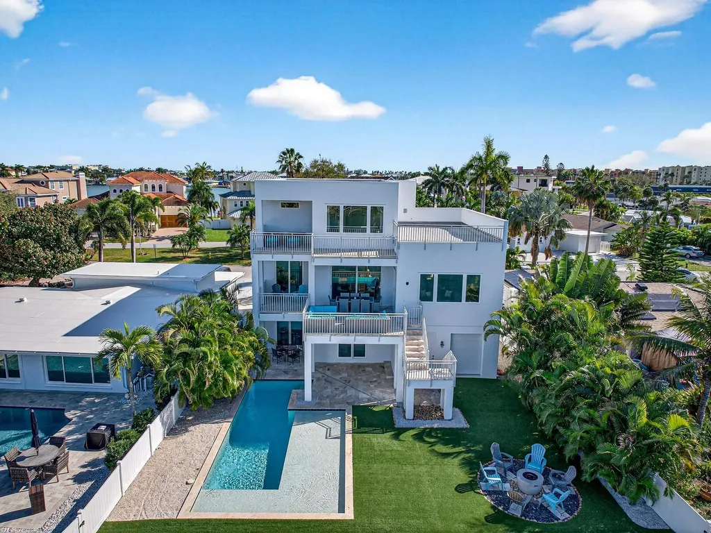 208 171st Avenue E North Redington Beach FL 33708