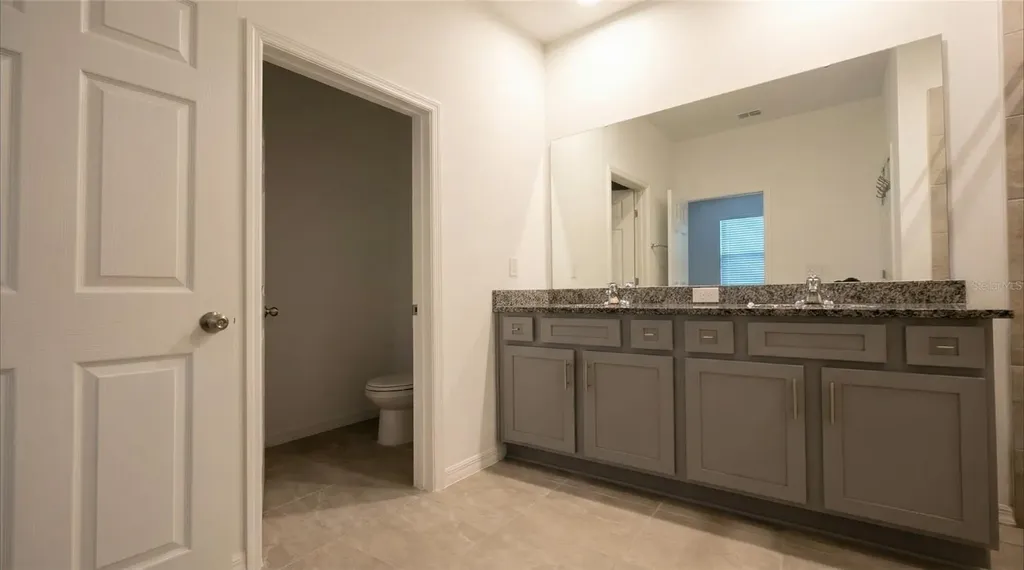 693 Crown Rose Drive Eagle Lake FL 33839