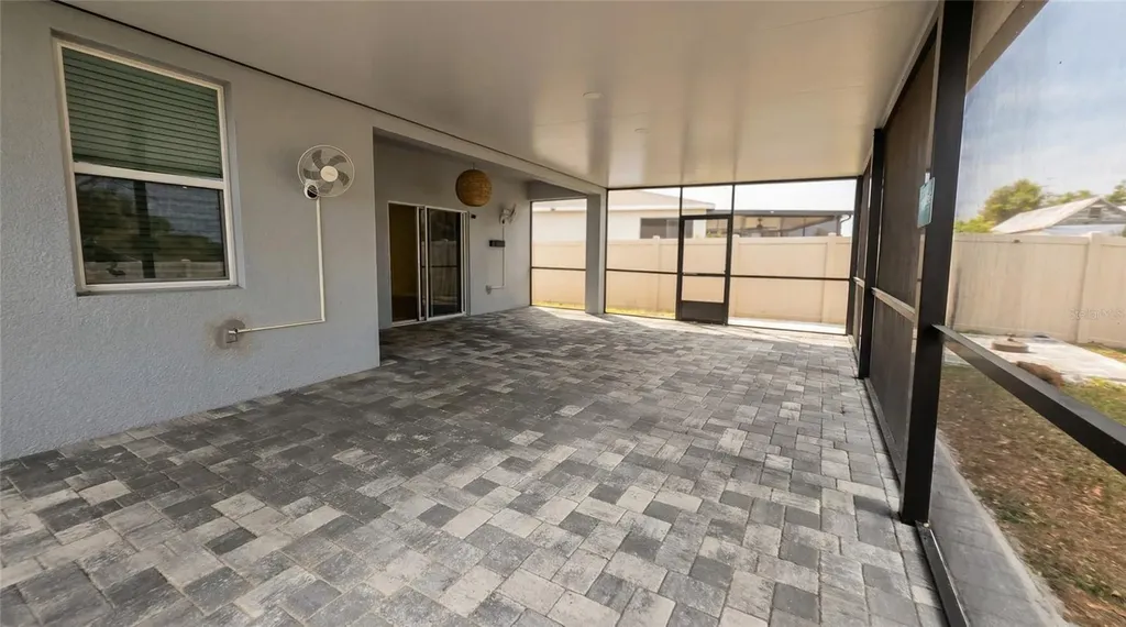 693 Crown Rose Drive Eagle Lake FL 33839