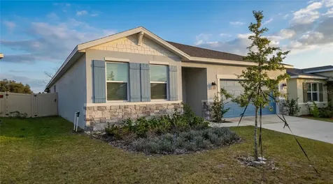 693 Crown Rose Drive Eagle Lake FL 33839
