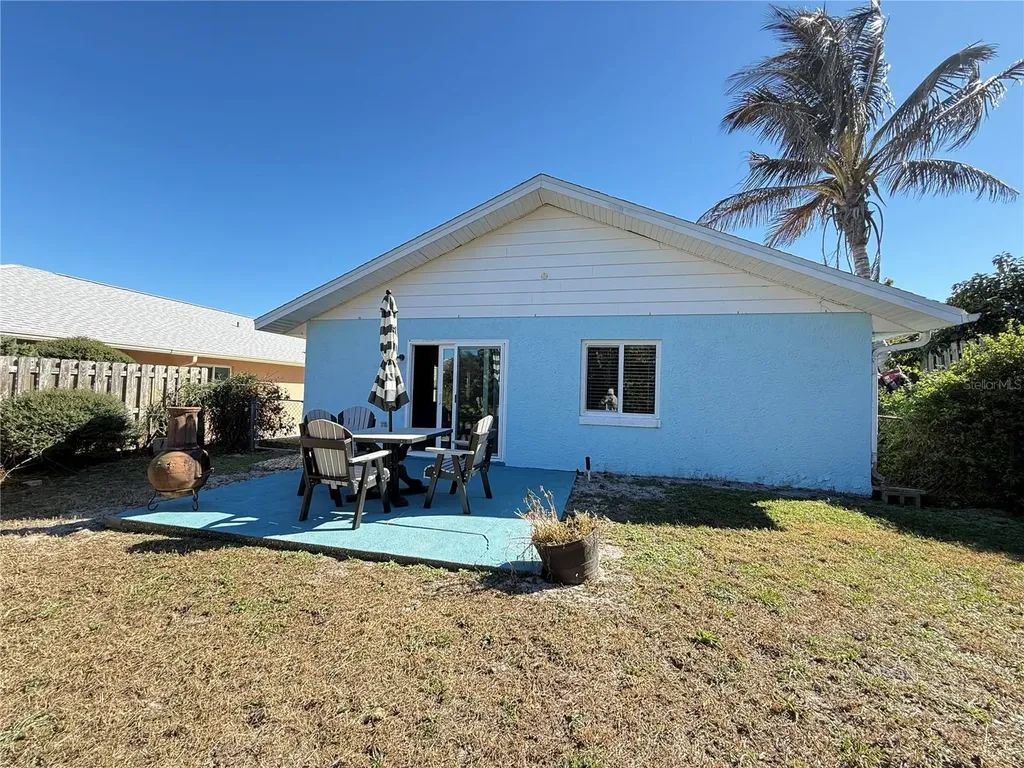 828 E 23rd Avenue New Smyrna Beach FL 32169