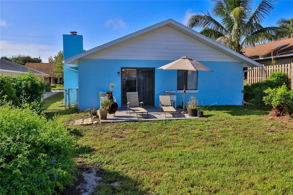 828 E 23rd Avenue New Smyrna Beach FL 32169
