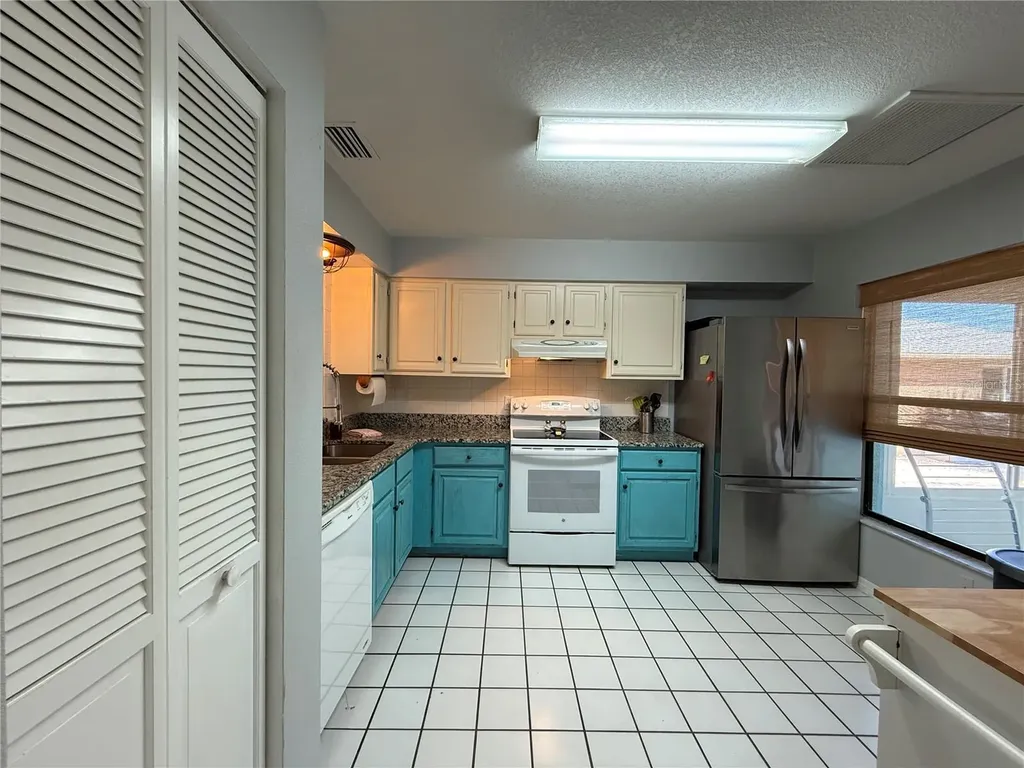 828 E 23rd Avenue New Smyrna Beach FL 32169