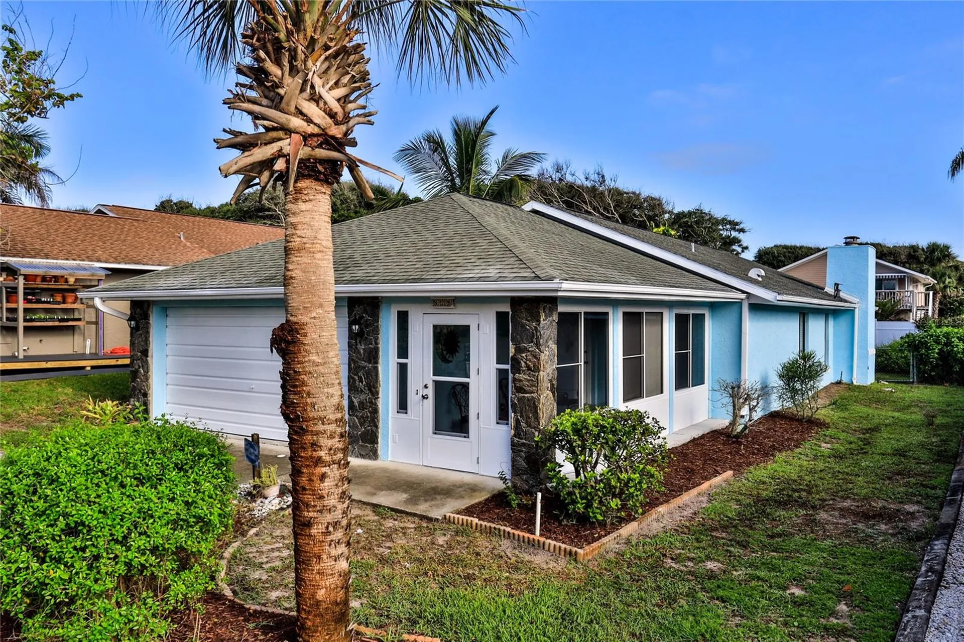 828 E 23rd Avenue New Smyrna Beach FL 32169