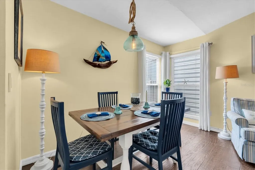 3601 E Bay Drive Holmes Beach FL 34217