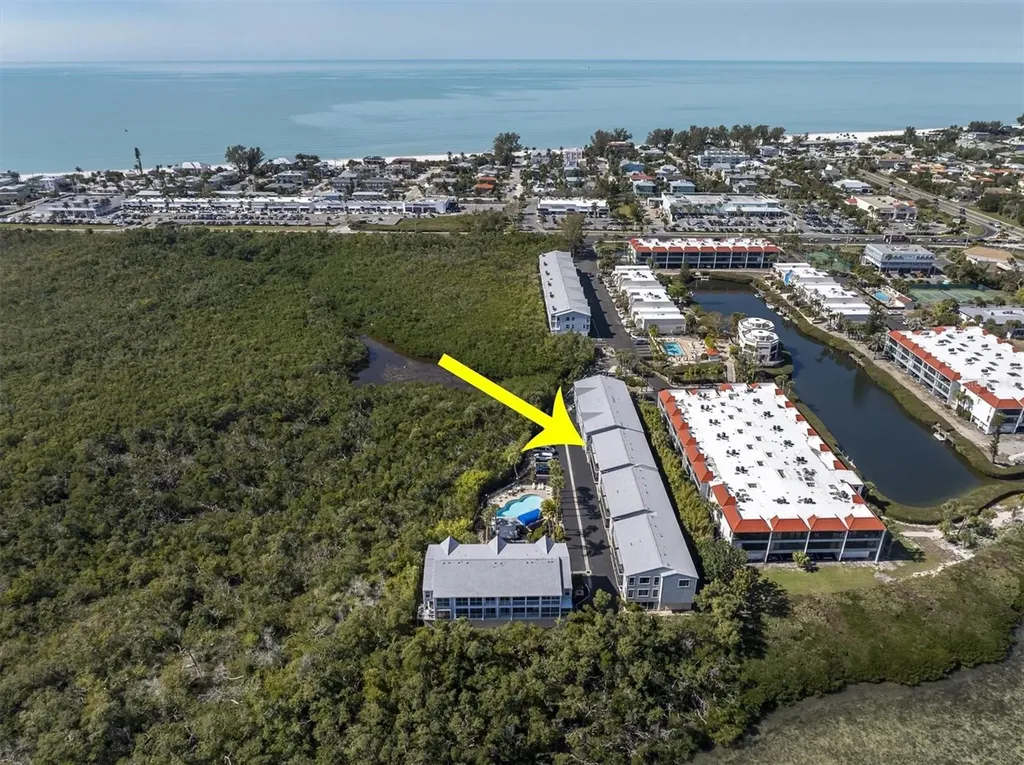 3601 E Bay Drive Holmes Beach FL 34217