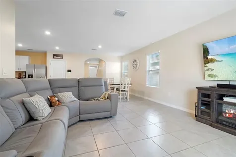 142 Victoria Oaks Boulevard Deland FL 32724