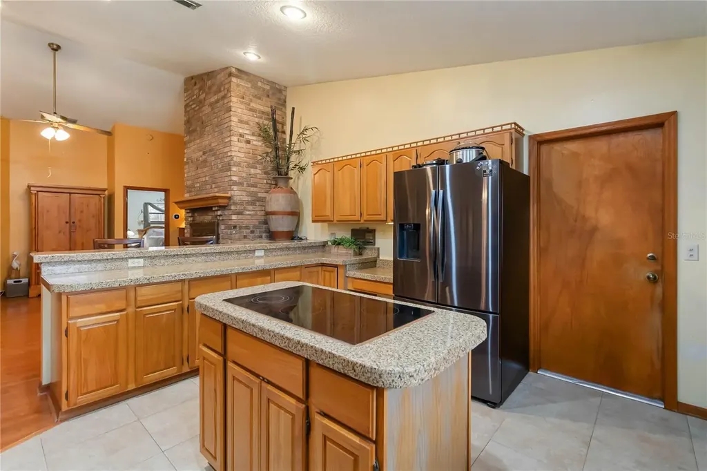 18711 Northcliff Street Orlando FL 32833