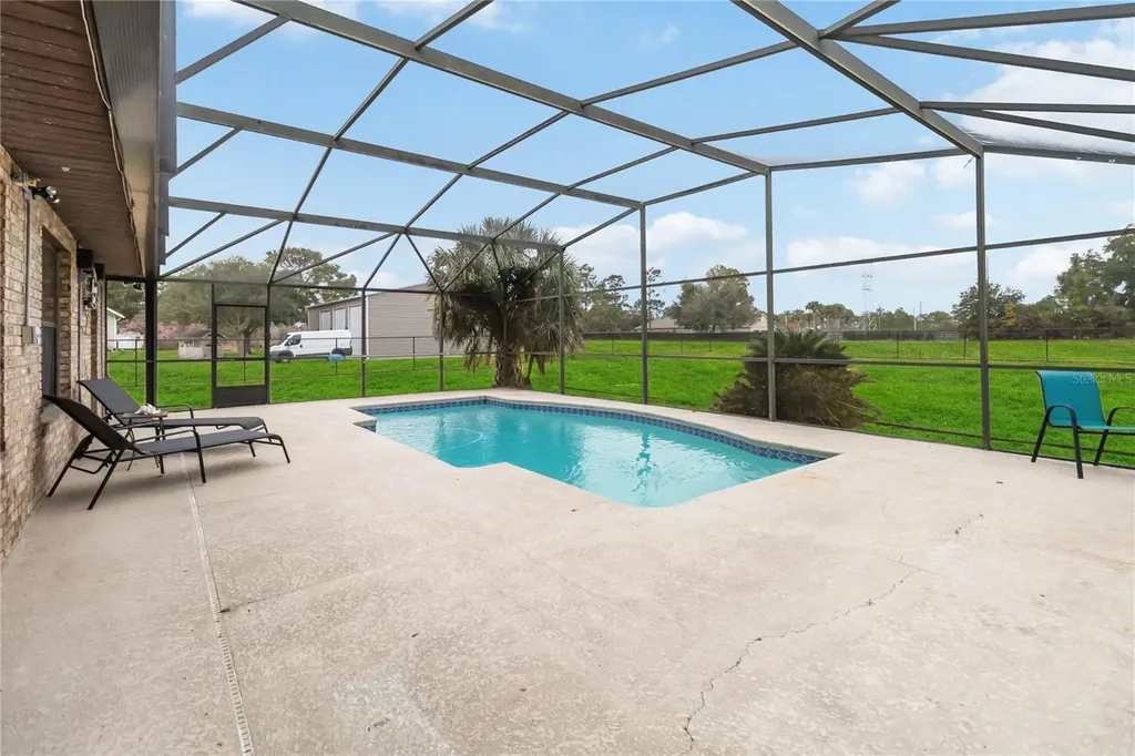 18711 Northcliff Street Orlando FL 32833