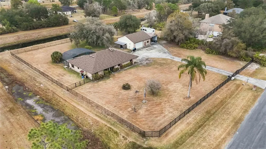 18711 Northcliff Street Orlando FL 32833