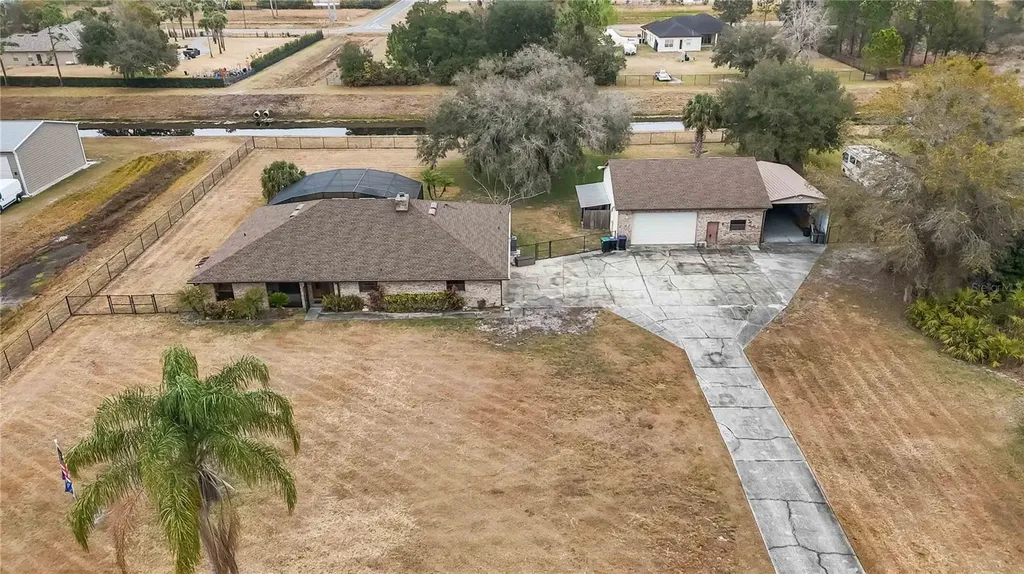 18711 Northcliff Street Orlando FL 32833