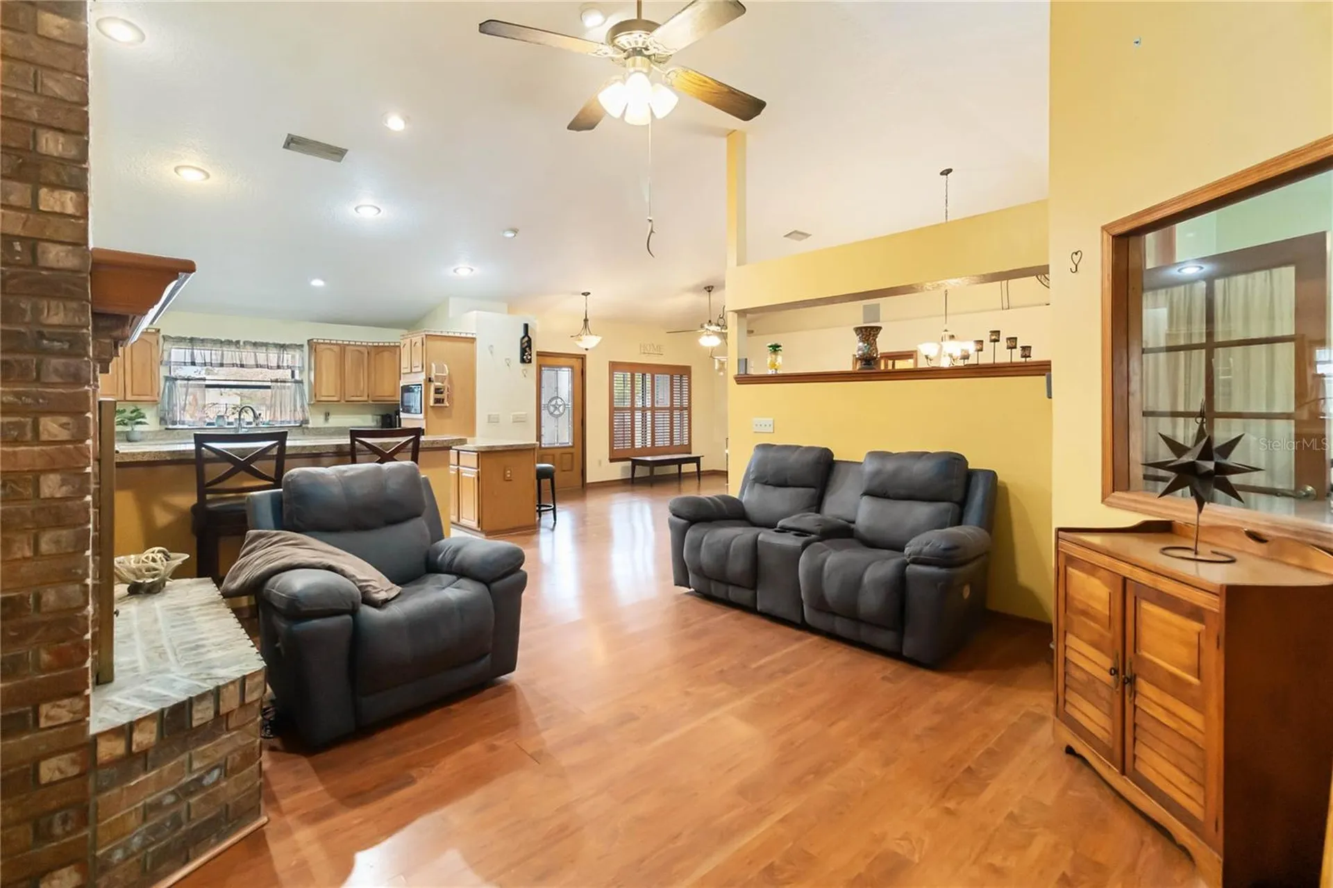 18711 Northcliff Street Orlando FL 32833