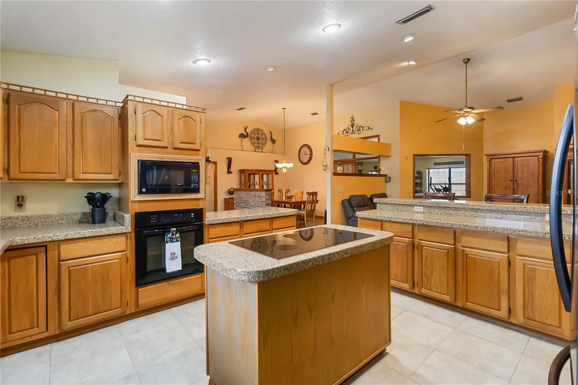 18711 Northcliff Street Orlando FL 32833