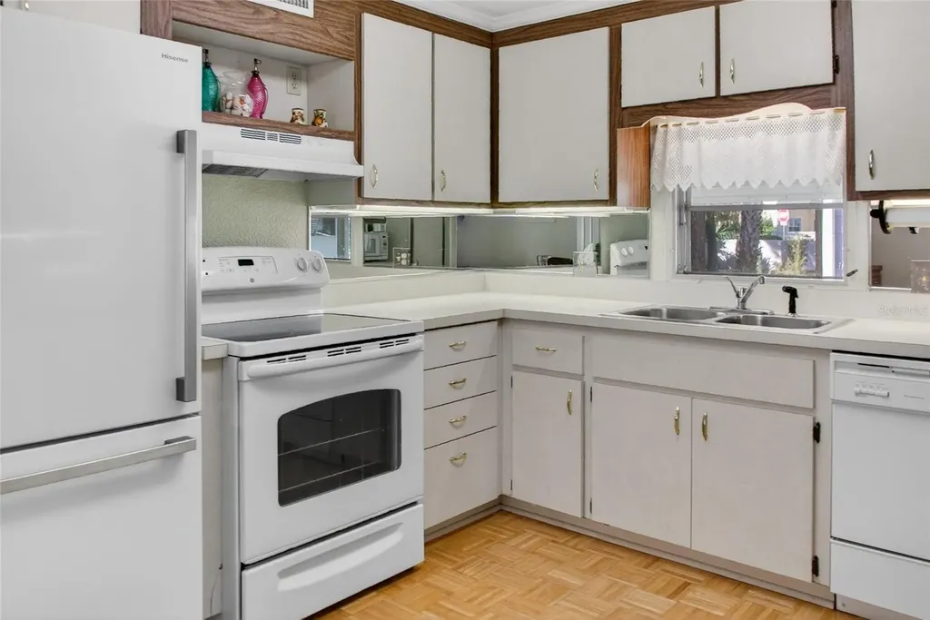 703 S Green Circle Venice FL 34285
