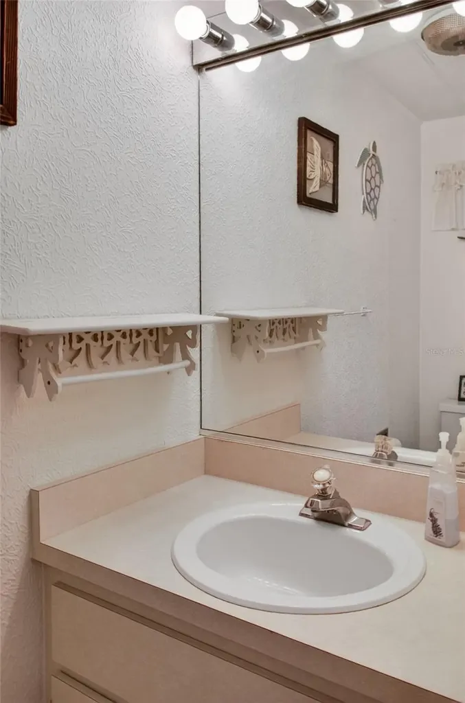 703 S Green Circle Venice FL 34285