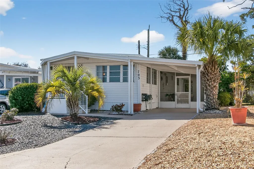 703 S Green Circle Venice FL 34285