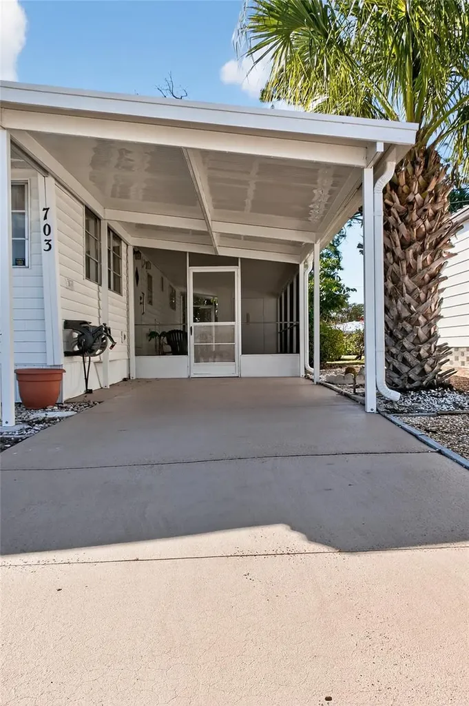 703 S Green Circle Venice FL 34285