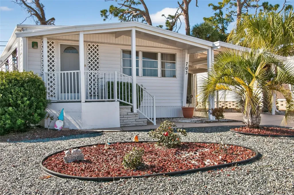 703 S Green Circle Venice FL 34285