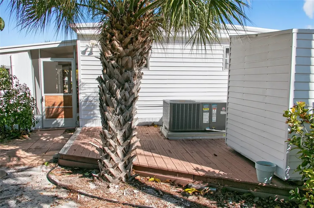 703 S Green Circle Venice FL 34285