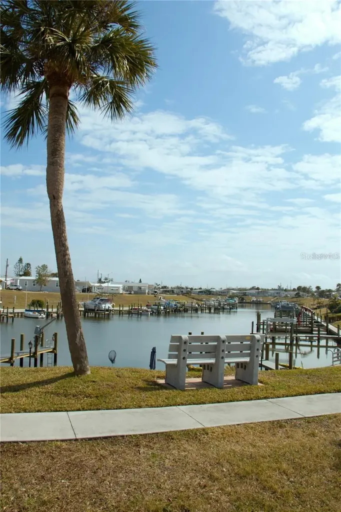 703 S Green Circle Venice FL 34285