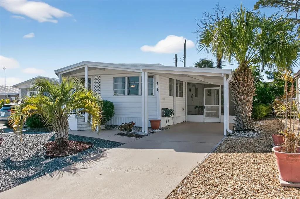 703 S Green Circle Venice FL 34285